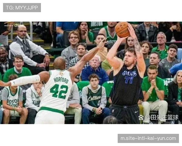 独行侠东契奇欧文轮流主导进攻 基德尝试错开巨星使用时间 独行侠东契奇欧文轮流主导进攻 基德尝试错开巨星使用时间